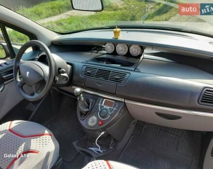 Синій Пежо 807, об'ємом двигуна 2 л та пробігом 295 тис. км за 5000 $, фото 3 на Automoto.ua
