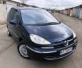 Синий Пежо 807, объемом двигателя 2 л и пробегом 167 тыс. км за 4500 $, фото 1 на Automoto.ua