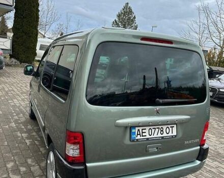 Зеленый Пежо 807, объемом двигателя 1.6 л и пробегом 137 тыс. км за 5000 $, фото 7 на Automoto.ua