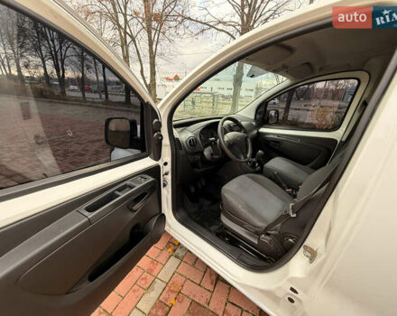 Белый Пежо Биппер груз.-пасс., объемом двигателя 1.25 л и пробегом 241 тыс. км за 3799 $, фото 20 на Automoto.ua