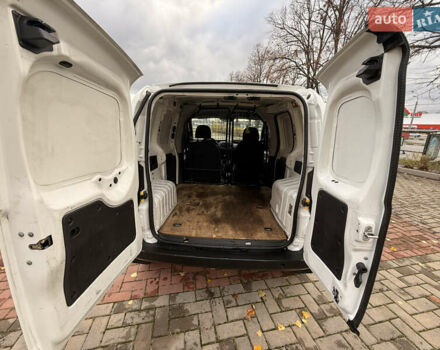 Белый Пежо Биппер груз.-пасс., объемом двигателя 1.25 л и пробегом 241 тыс. км за 3799 $, фото 29 на Automoto.ua