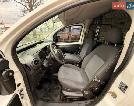 Белый Пежо Биппер груз.-пасс., объемом двигателя 1.25 л и пробегом 241 тыс. км за 3799 $, фото 28 на Automoto.ua