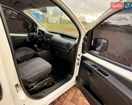 Білий Пежо Біппер вант.-пас., об'ємом двигуна 1.25 л та пробігом 241 тис. км за 3800 $, фото 21 на Automoto.ua