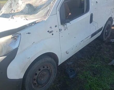 Білий Пежо Біппер вант.-пас., об'ємом двигуна 1.3 л та пробігом 200 тис. км за 2000 $, фото 1 на Automoto.ua