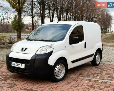 Білий Пежо Біппер вант.-пас., об'ємом двигуна 1.25 л та пробігом 241 тис. км за 3800 $, фото 1 на Automoto.ua