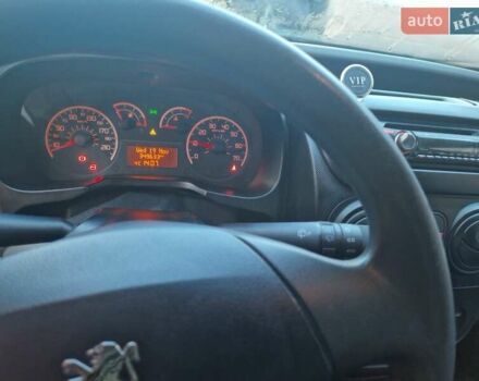 Белый Пежо Биппер груз.-пасс., объемом двигателя 1.3 л и пробегом 349 тыс. км за 5200 $, фото 3 на Automoto.ua