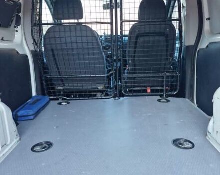 Белый Пежо Биппер груз.-пасс., объемом двигателя 1.3 л и пробегом 349 тыс. км за 5200 $, фото 5 на Automoto.ua