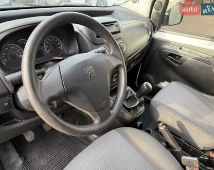 Белый Пежо Биппер груз.-пасс., объемом двигателя 1.25 л и пробегом 203 тыс. км за 4999 $, фото 10 на Automoto.ua