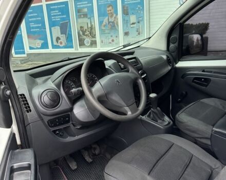 Білий Пежо Біппер вант.-пас., об'ємом двигуна 1.4 л та пробігом 220 тис. км за 2900 $, фото 8 на Automoto.ua