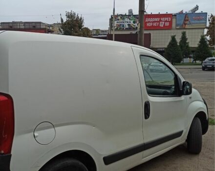Белый Пежо Биппер груз.-пасс., объемом двигателя 1.4 л и пробегом 300 тыс. км за 3500 $, фото 1 на Automoto.ua