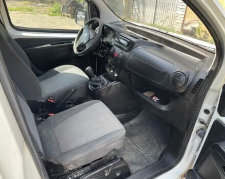 Білий Пежо Біппер вант.-пас., об'ємом двигуна 1.2 л та пробігом 280 тис. км за 2550 $, фото 1 на Automoto.ua