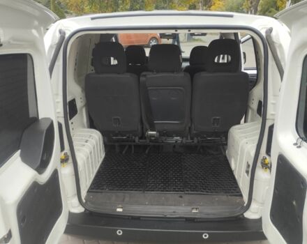 Пежо Биппер груз.-пасс. 2012 в Запорожье на Automoto.ua Белый Пежо Биппер груз.-пасс., объемом двигателя 1.2 л и пробегом 291 тыс. км за 6199 $, фото 5 на Automoto.ua