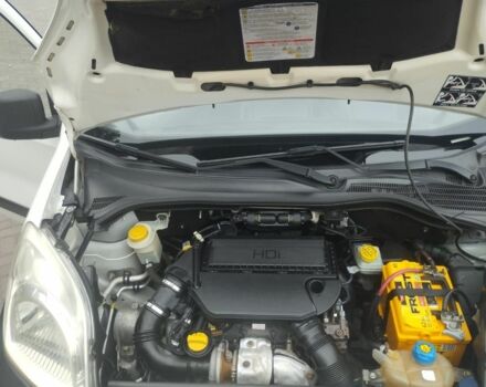 Пежо Биппер груз.-пасс. 2012 в Запорожье на Automoto.ua Белый Пежо Биппер груз.-пасс., объемом двигателя 1.2 л и пробегом 291 тыс. км за 6199 $, фото 6 на Automoto.ua