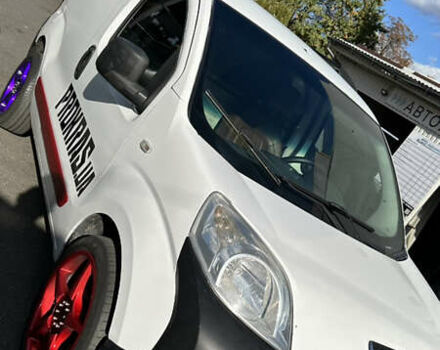 Белый Пежо Биппер груз.-пасс., объемом двигателя 1.4 л и пробегом 387 тыс. км за 4500 $, фото 3 на Automoto.ua