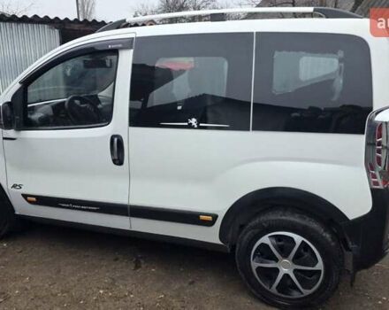 Белый Пежо Биппер груз.-пасс., объемом двигателя 1.36 л и пробегом 300 тыс. км за 4600 $, фото 2 на Automoto.ua