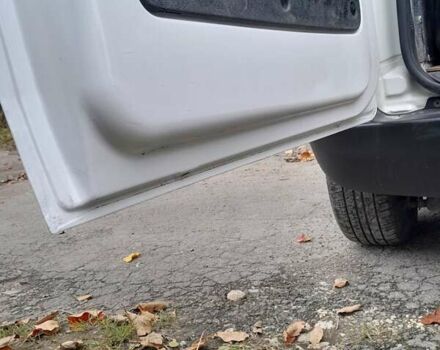 Білий Пежо Біппер вант.-пас., об'ємом двигуна 1.4 л та пробігом 328 тис. км за 4500 $, фото 16 на Automoto.ua