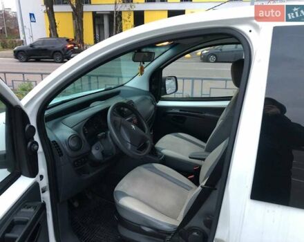 Білий Пежо Біппер вант.-пас., об'ємом двигуна 1.4 л та пробігом 230 тис. км за 4900 $, фото 2 на Automoto.ua