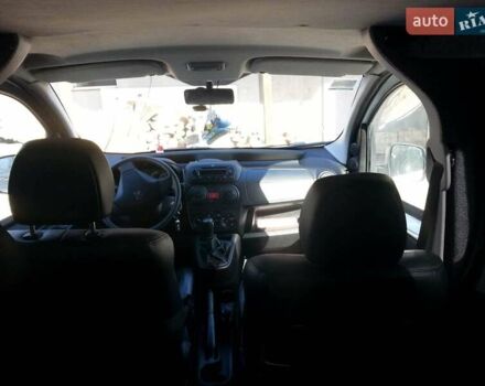 Білий Пежо Біппер вант.-пас., об'ємом двигуна 1.4 л та пробігом 199 тис. км за 4900 $, фото 3 на Automoto.ua