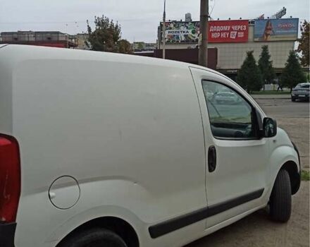 Белый Пежо Биппер груз.-пасс., объемом двигателя 1.4 л и пробегом 300 тыс. км за 3500 $, фото 1 на Automoto.ua