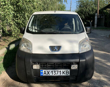 Білий Пежо Біппер вант.-пас., об'ємом двигуна 1.4 л та пробігом 271 тис. км за 4300 $, фото 1 на Automoto.ua