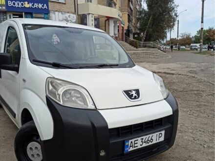Белый Пежо Биппер груз.-пасс., объемом двигателя 1.4 л и пробегом 300 тыс. км за 3500 $, фото 1 на Automoto.ua