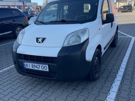 Белый Пежо Биппер груз.-пасс., объемом двигателя 1.4 л и пробегом 268 тыс. км за 4200 $, фото 1 на Automoto.ua