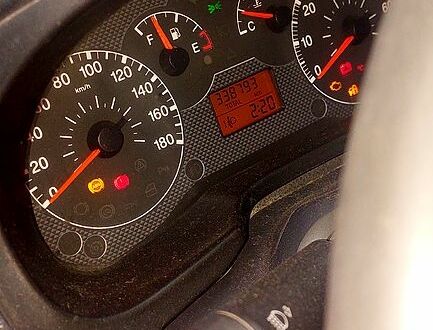 Білий Пежо Біппер вант.-пас., об'ємом двигуна 1.4 л та пробігом 338 тис. км за 4000 $, фото 1 на Automoto.ua