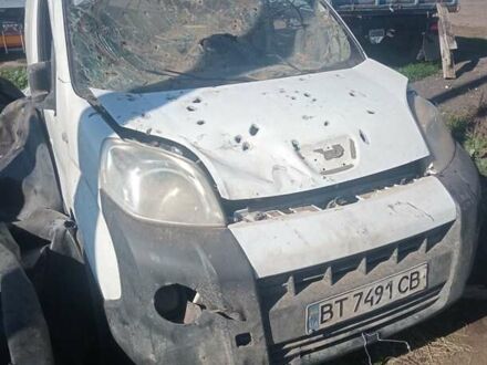 Білий Пежо Біппер вант.-пас., об'ємом двигуна 1.3 л та пробігом 200 тис. км за 2000 $, фото 1 на Automoto.ua