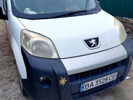 Белый Пежо Биппер груз.-пасс., объемом двигателя 1.3 л и пробегом 28000 тыс. км за 4300 $, фото 1 на Automoto.ua