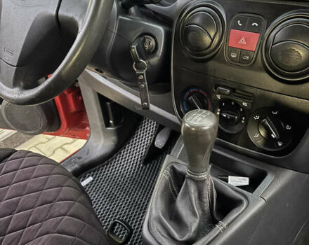 Пежо Биппер груз.-пасс. 2009 в Старом Самборе на Automoto.ua Красный Пежо Биппер груз.-пасс., объемом двигателя 1.4 л и пробегом 277 тыс. км за 4000 $, фото 6 на Automoto.ua