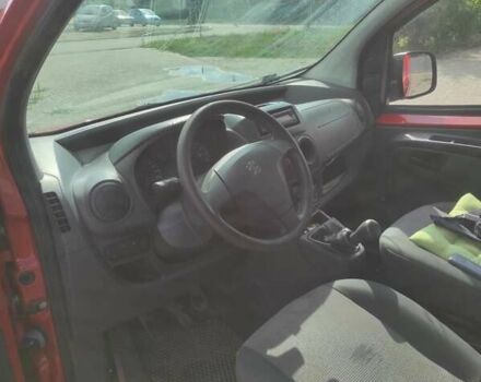 Красный Пежо Биппер груз.-пасс., объемом двигателя 1.4 л и пробегом 250 тыс. км за 4000 $, фото 5 на Automoto.ua