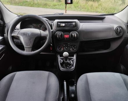 Серый Пежо Биппер груз.-пасс., объемом двигателя 1.4 л и пробегом 270 тыс. км за 5200 $, фото 6 на Automoto.ua