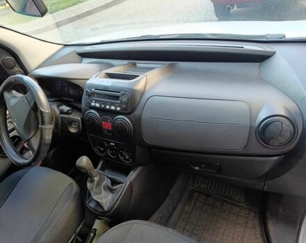 Серый Пежо Биппер груз.-пасс., объемом двигателя 1.2 л и пробегом 248 тыс. км за 4300 $, фото 4 на Automoto.ua