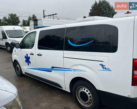 Белый Пежо Эксперт груз.-пасс., объемом двигателя 0 л и пробегом 260 тыс. км за 22800 $, фото 3 на Automoto.ua