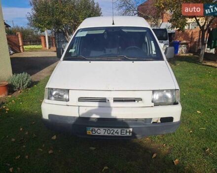 Белый Пежо Эксперт груз.-пасс., объемом двигателя 1.87 л и пробегом 250 тыс. км за 4500 $, фото 6 на Automoto.ua