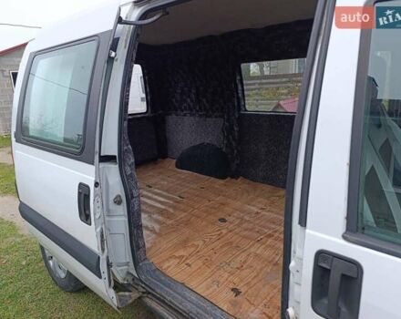 Белый Пежо Эксперт груз.-пасс., объемом двигателя 2 л и пробегом 485 тыс. км за 3800 $, фото 4 на Automoto.ua