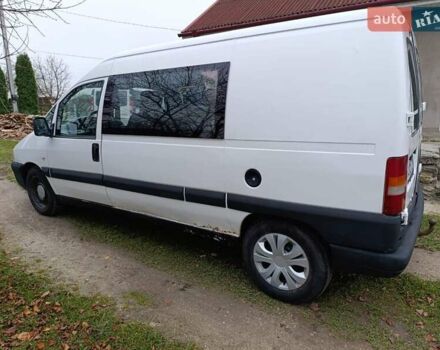 Белый Пежо Эксперт груз.-пасс., объемом двигателя 2 л и пробегом 485 тыс. км за 3800 $, фото 1 на Automoto.ua