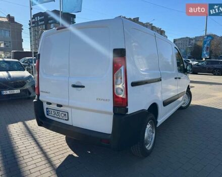Белый Пежо Эксперт груз.-пасс., объемом двигателя 1.56 л и пробегом 437 тыс. км за 6900 $, фото 2 на Automoto.ua