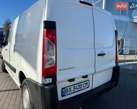 Белый Пежо Эксперт груз.-пасс., объемом двигателя 1.56 л и пробегом 437 тыс. км за 6900 $, фото 21 на Automoto.ua