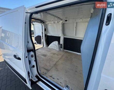 Белый Пежо Эксперт груз.-пасс., объемом двигателя 1.56 л и пробегом 437 тыс. км за 6900 $, фото 15 на Automoto.ua