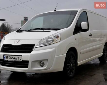 Белый Пежо Эксперт груз.-пасс., объемом двигателя 2 л и пробегом 240 тыс. км за 8999 $, фото 2 на Automoto.ua