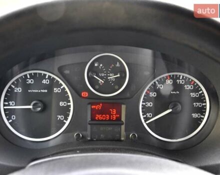 Белый Пежо Эксперт груз.-пасс., объемом двигателя 2 л и пробегом 240 тыс. км за 8999 $, фото 26 на Automoto.ua