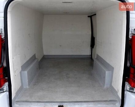Белый Пежо Эксперт груз.-пасс., объемом двигателя 2 л и пробегом 240 тыс. км за 8999 $, фото 22 на Automoto.ua
