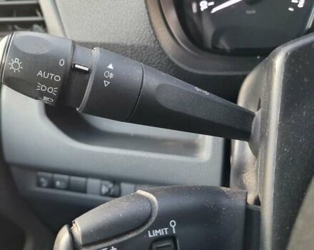 Белый Пежо Эксперт груз.-пасс., объемом двигателя 2 л и пробегом 264 тыс. км за 16500 $, фото 13 на Automoto.ua