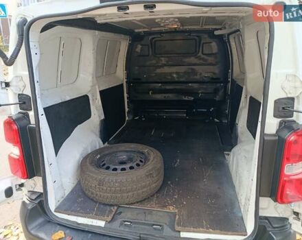 Белый Пежо Эксперт груз.-пасс., объемом двигателя 2 л и пробегом 255 тыс. км за 13200 $, фото 4 на Automoto.ua