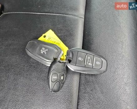 Белый Пежо Эксперт груз.-пасс., объемом двигателя 2 л и пробегом 170 тыс. км за 16499 $, фото 37 на Automoto.ua