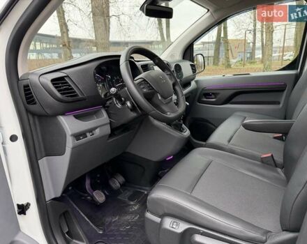 Белый Пежо Эксперт груз.-пасс., объемом двигателя 1.5 л и пробегом 165 тыс. км за 16450 $, фото 57 на Automoto.ua