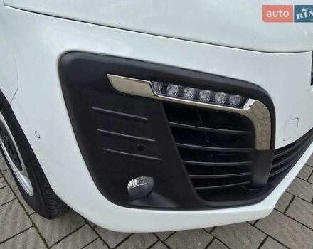 Белый Пежо Эксперт груз.-пасс., объемом двигателя 2 л и пробегом 170 тыс. км за 16499 $, фото 30 на Automoto.ua