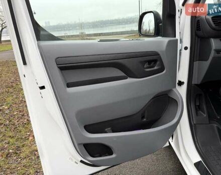 Белый Пежо Эксперт груз.-пасс., объемом двигателя 1.5 л и пробегом 165 тыс. км за 16450 $, фото 34 на Automoto.ua