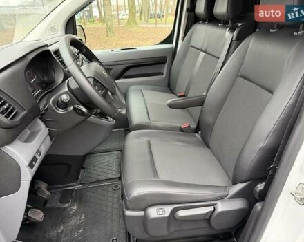 Белый Пежо Эксперт груз.-пасс., объемом двигателя 1.5 л и пробегом 165 тыс. км за 16450 $, фото 33 на Automoto.ua